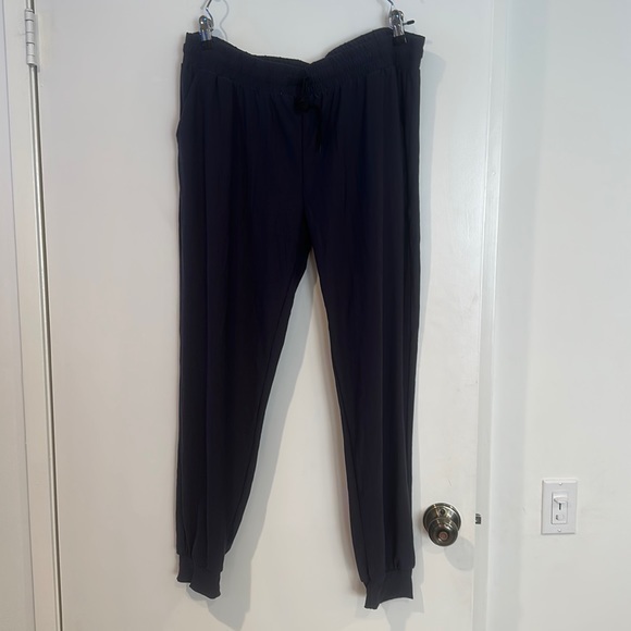 Color gray joggers never were super comfy - Picture 1 of 2